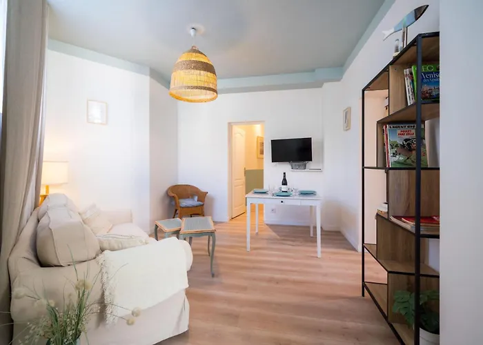 Апартаменты Cote Sable Ambiance Bord De Dans Le Centre Антиб